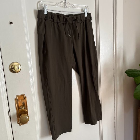 Lululemon Keep Moving Crop Pant Dark Olive 8 - Picture 5 of 12